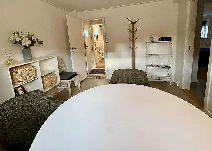 Cozy Basement アパート